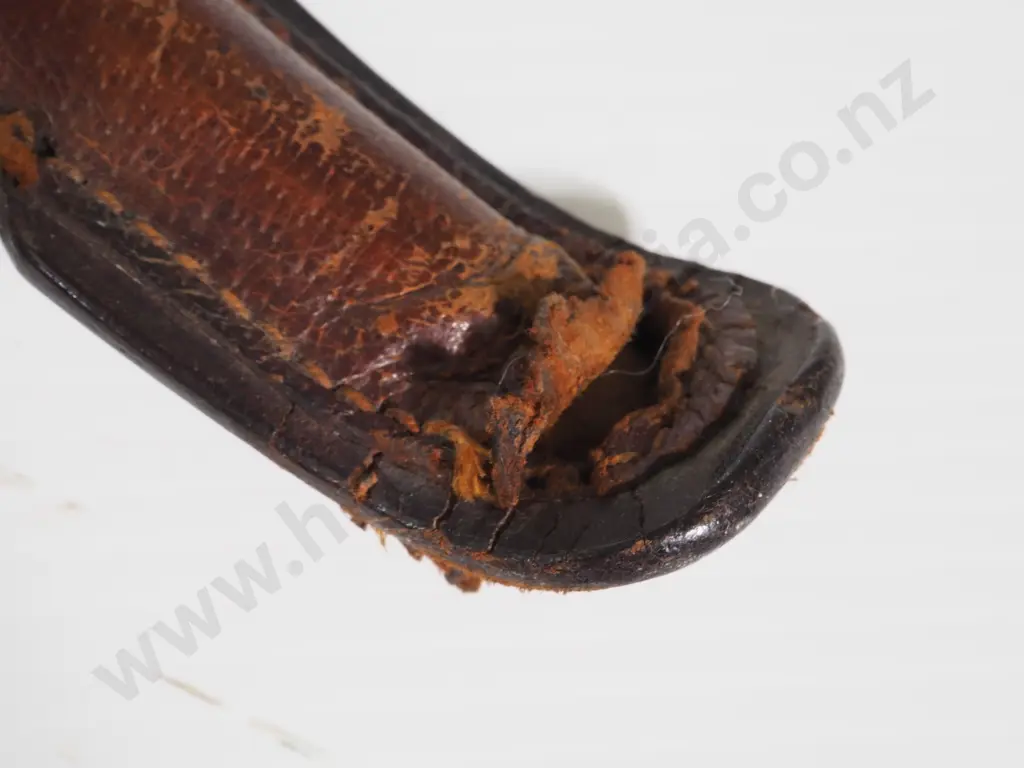 George 5th 1897 Pattern Sword - Made by W H Turner & Company Sheffield - Some Damage to Bottom of Scabbard  Image 1++