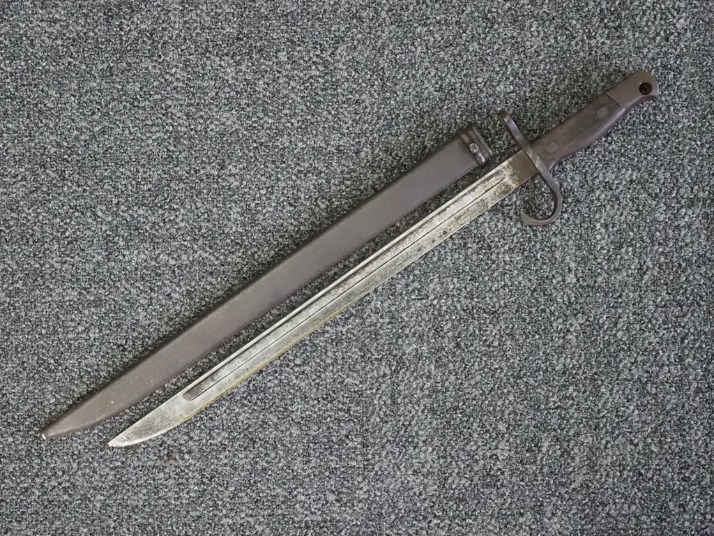 WW2 Japanese Arisaka Bayonet. Scabbard Rusty. Blade Dirty & Missing Locking Stud. Image 1++