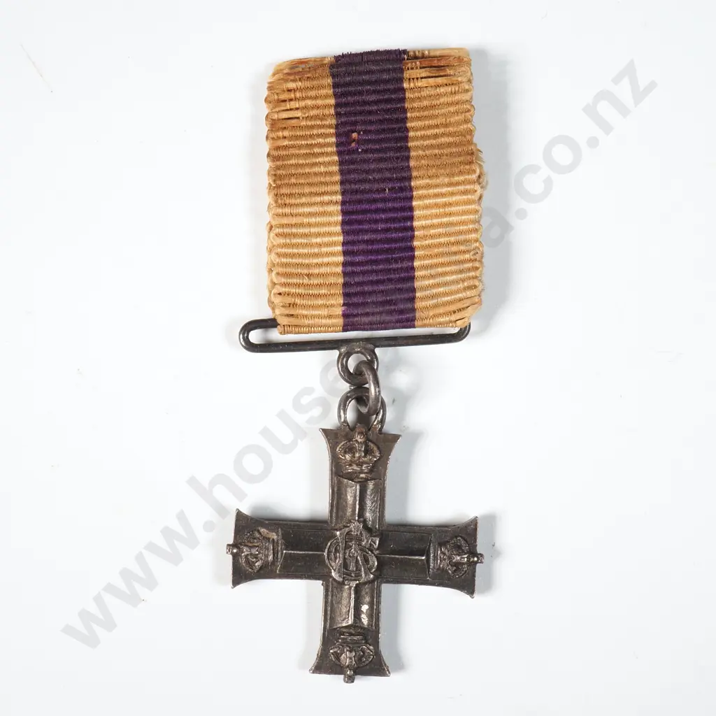 WW1 Period Miniature Military Cross Image 1++