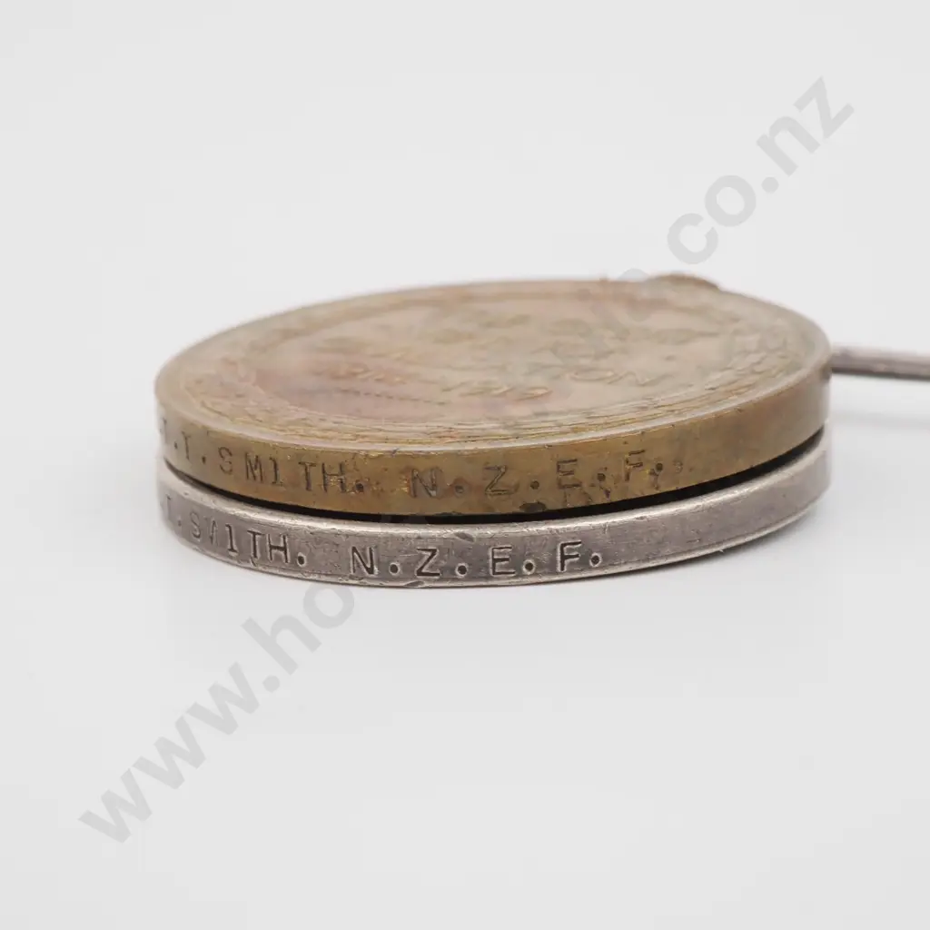 WW1 NZEF Pair ot 20254 Rifleman T T. Smith  Image 1++