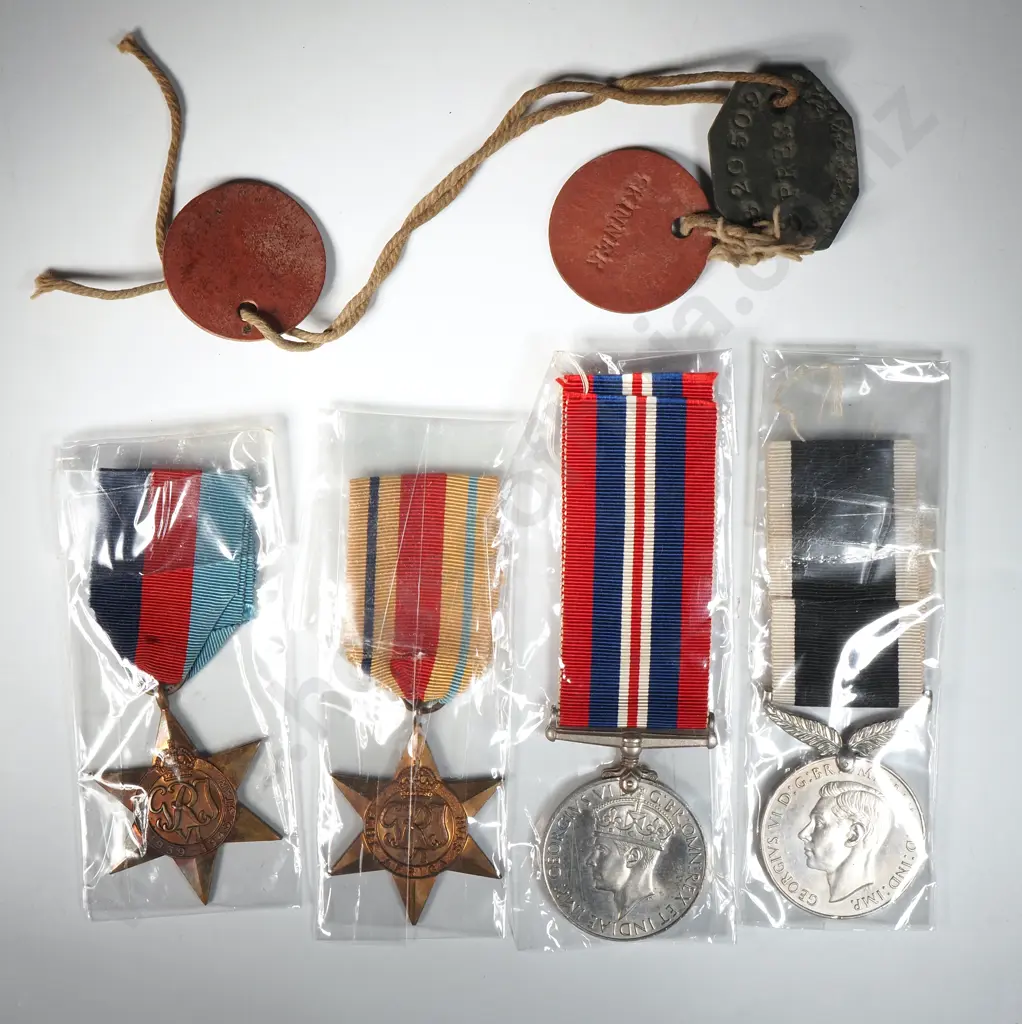 WW2 Africa Star Medal Group w J R Skinner 2NZEF Dog Tags  Image 1++