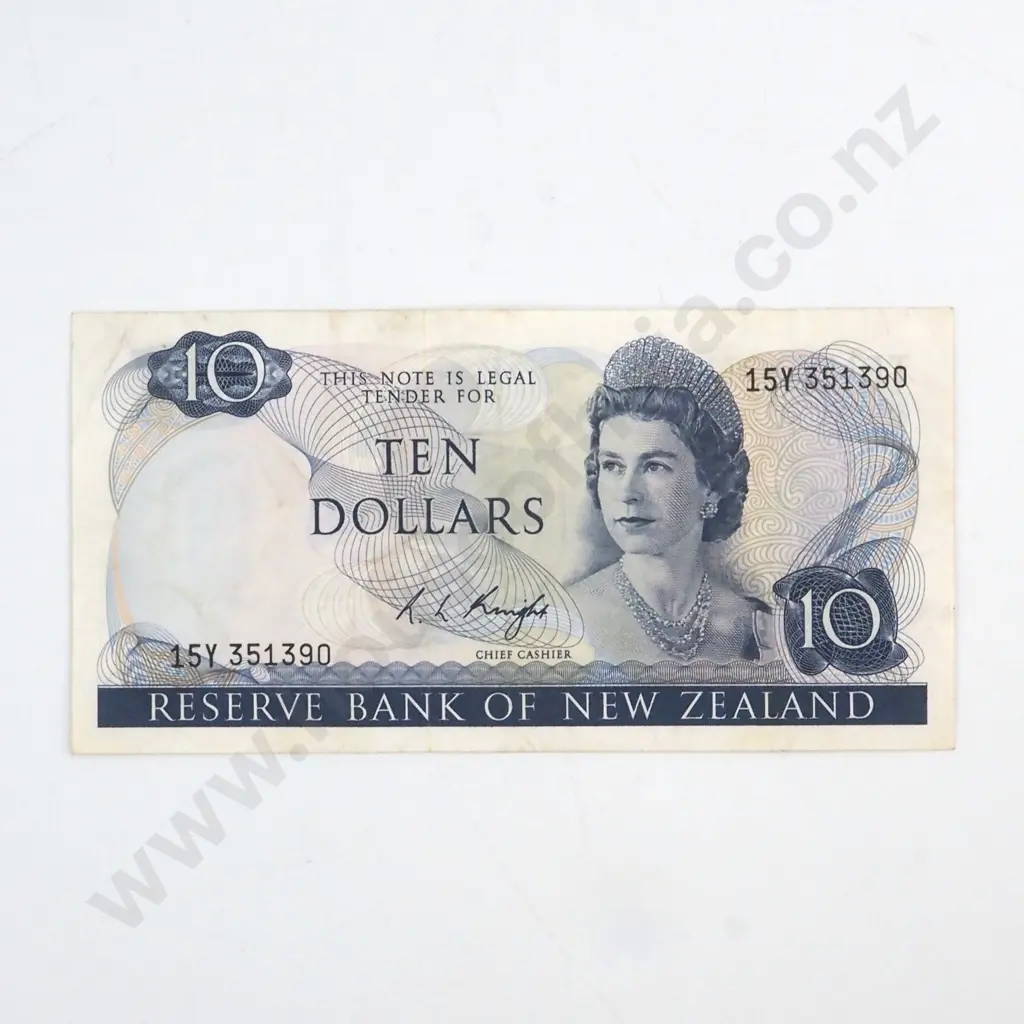 KNIGHT SIGNATURE, SERIAL 15Y 351390 ( FIRST PREFIX OF SIGNATURE ), VERY FINE, C.V. $200 Image 1++