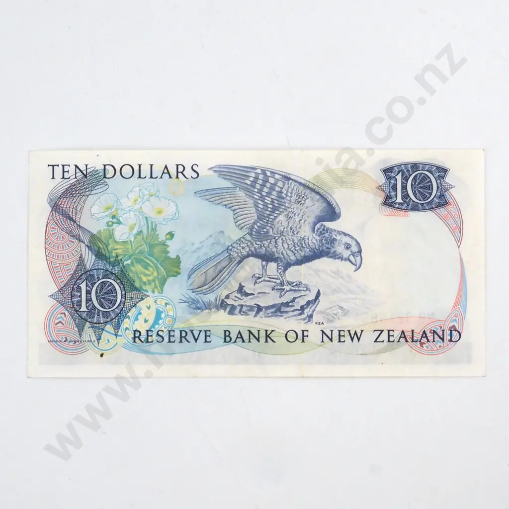 RUSSELL SIGNATURE, SERIAL NB 921685*, EXTREMELY FINE, C.V. $180 Image 1++