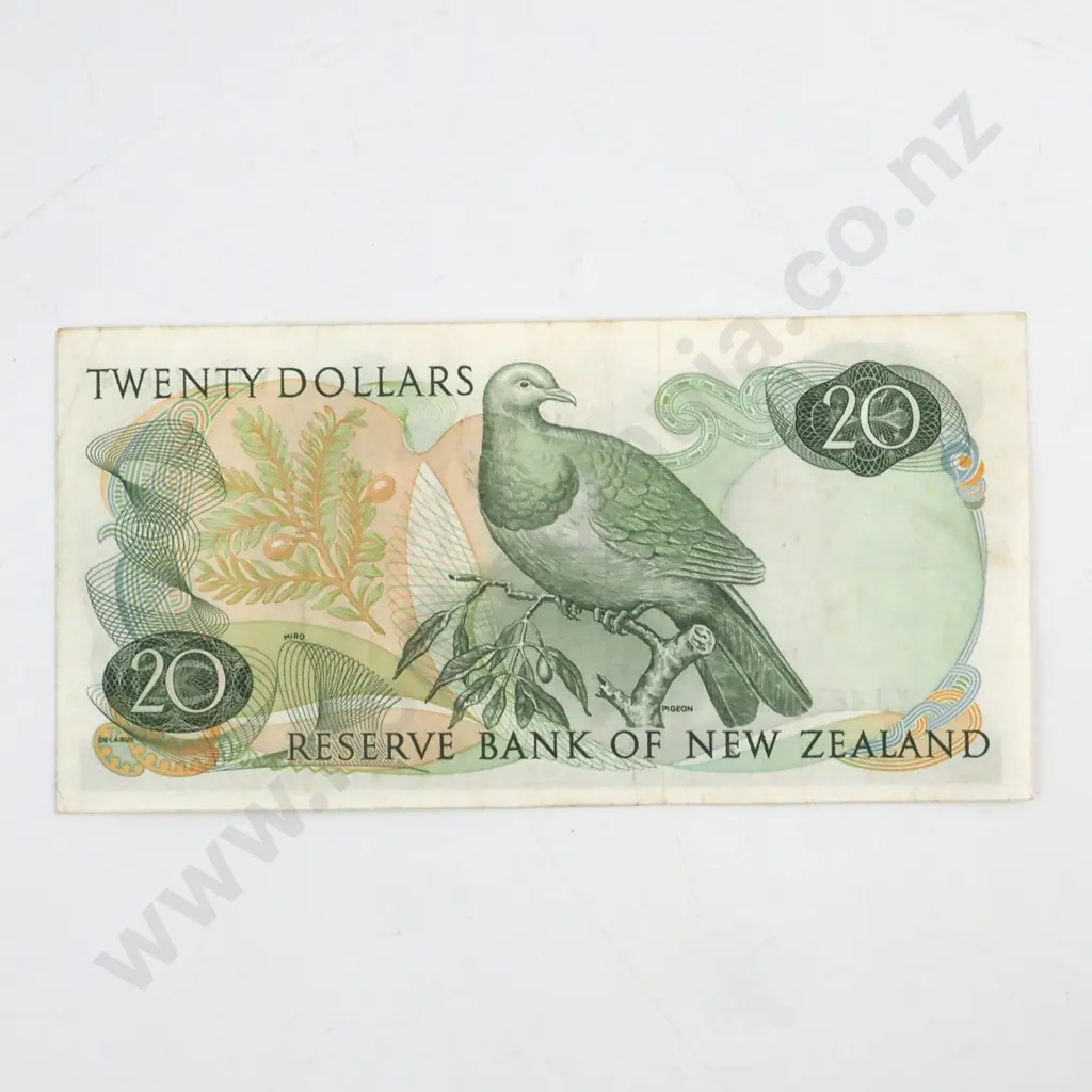 HARDIE TYPE 1 SIGNATURE, SERIAL YJ 463661*, VERY FINE, C.V. $95 Image 1++