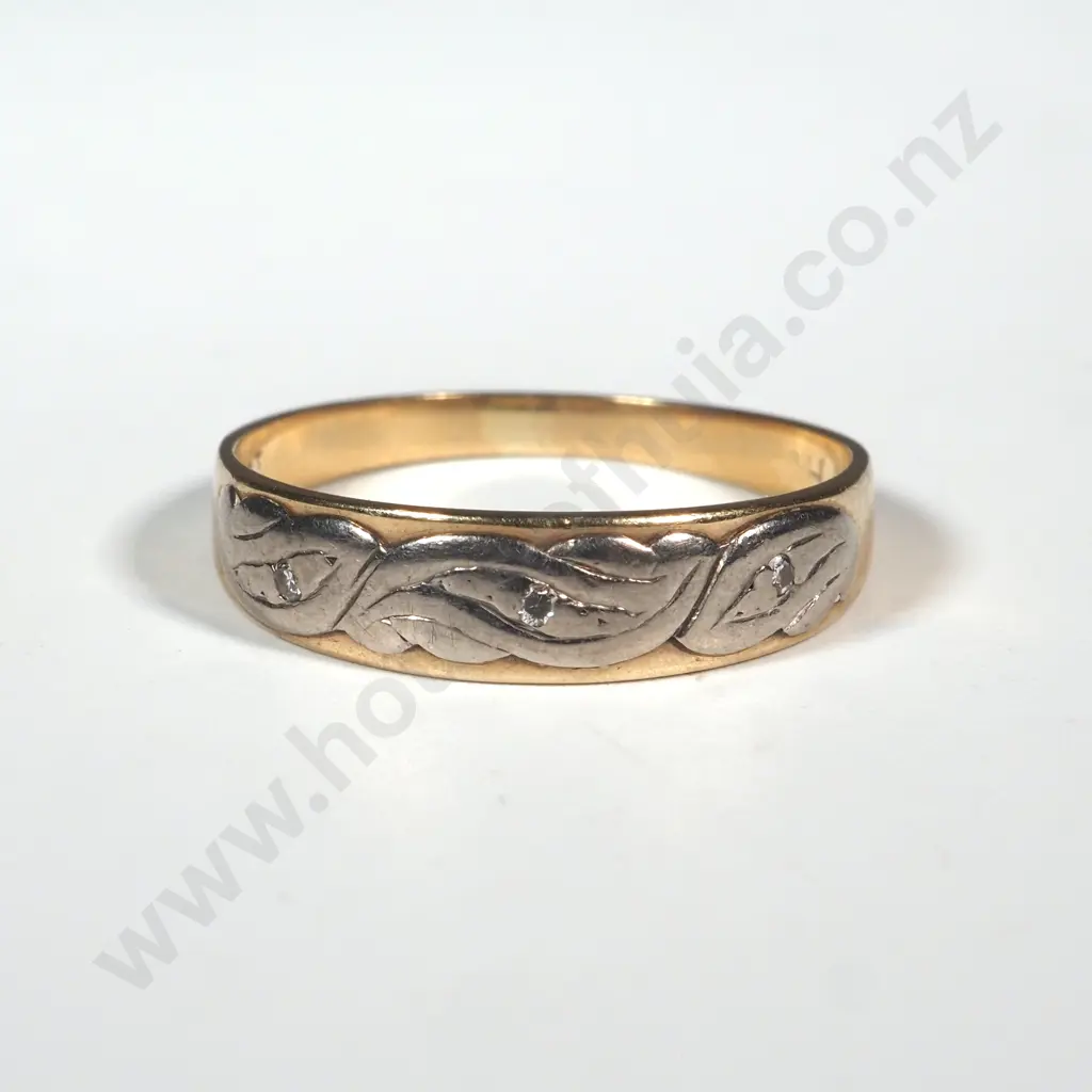 9ct Gold & Platinum Band Image 1++