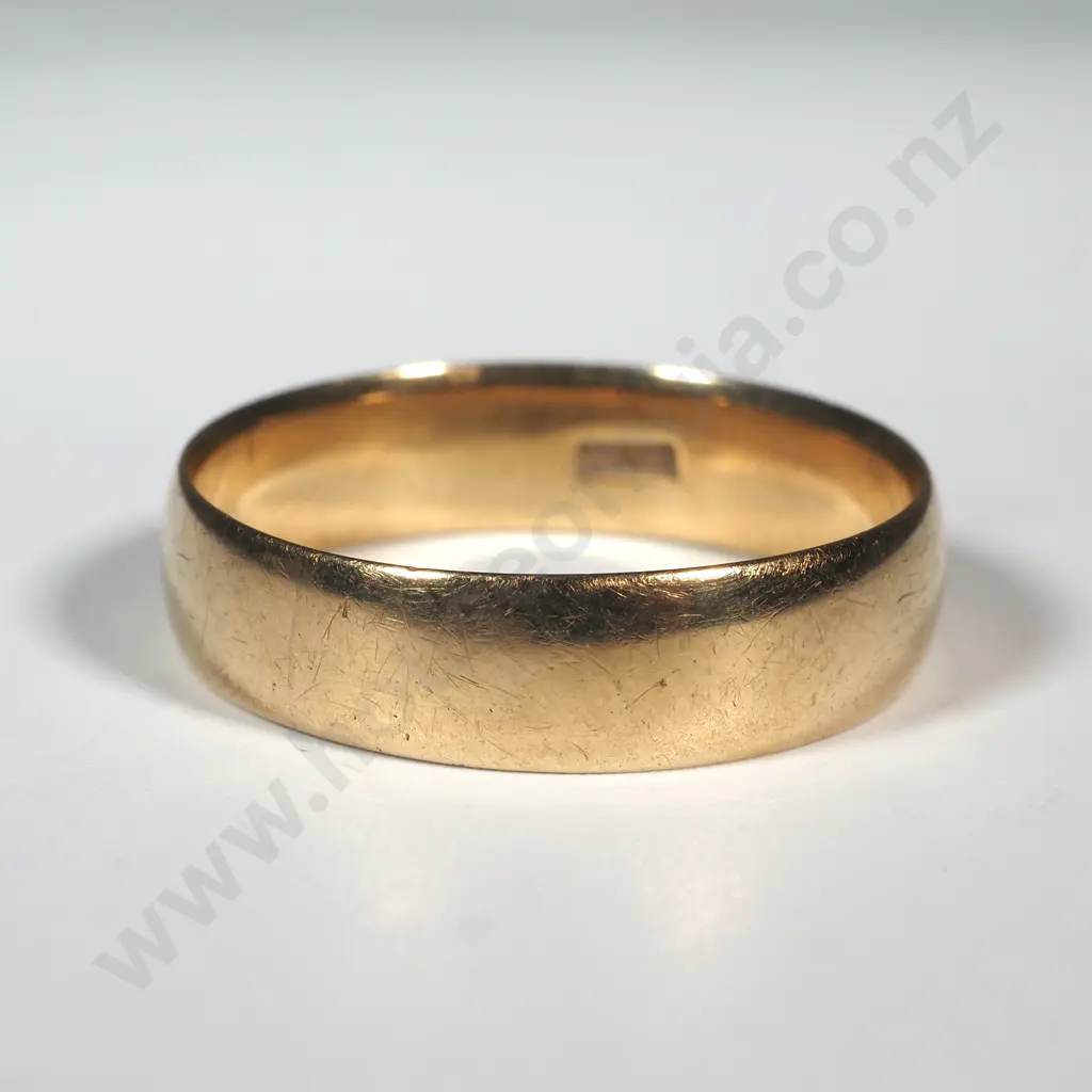 18ct Gold Wedding Band Image 1++