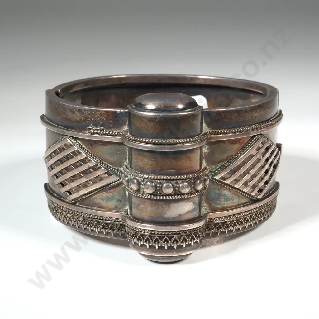 Ornate Decorative Hinged Bangle in Sterling Silver Image 1++