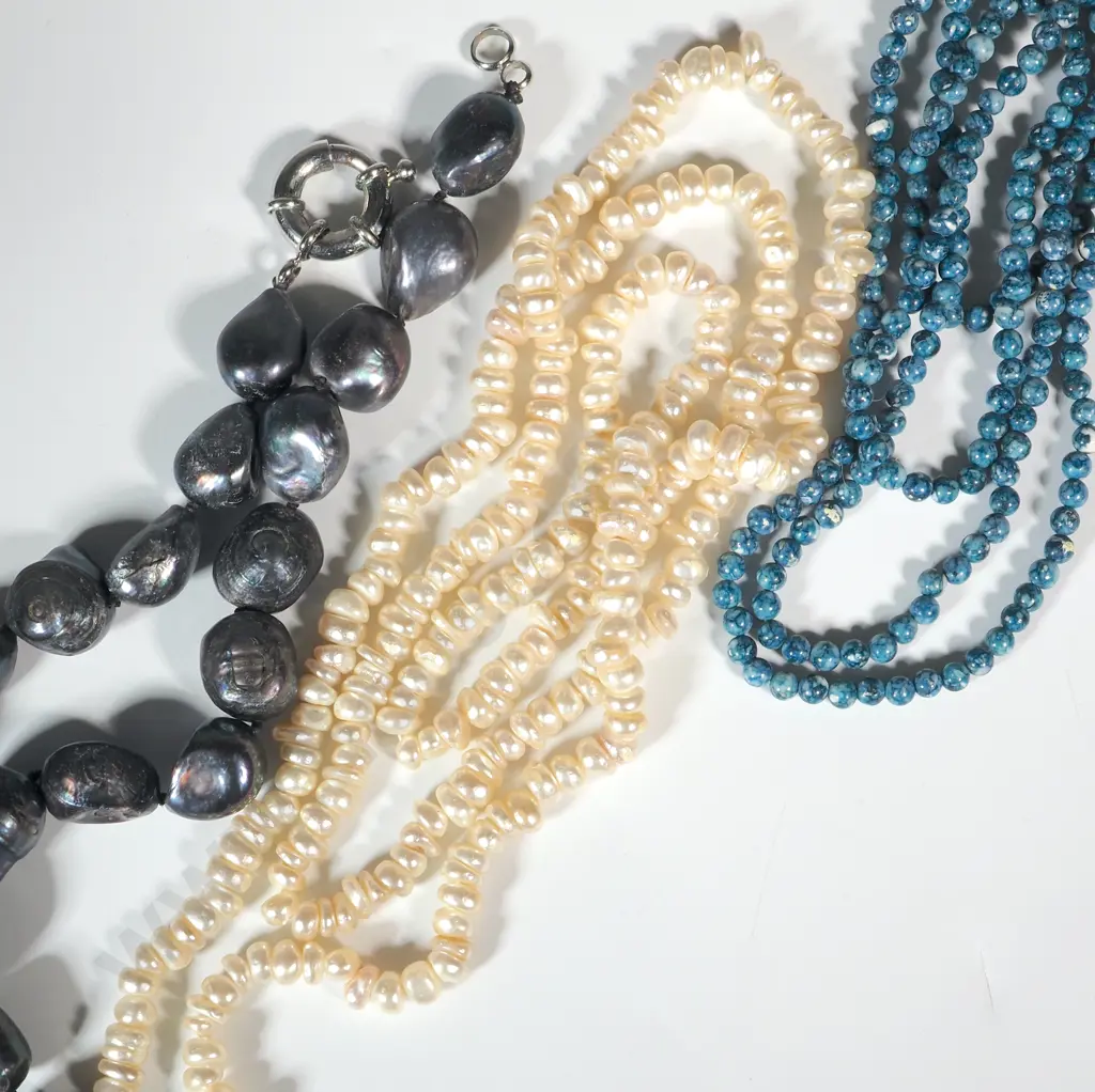 Assorted Pearl & Bead Necklaces Image 1++