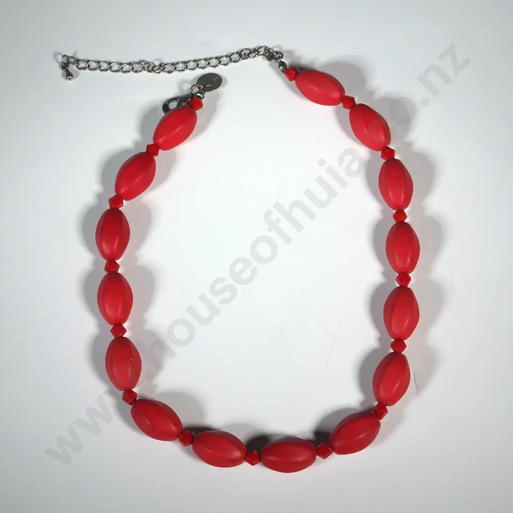 Matt Red Bead Necklace Image 1++
