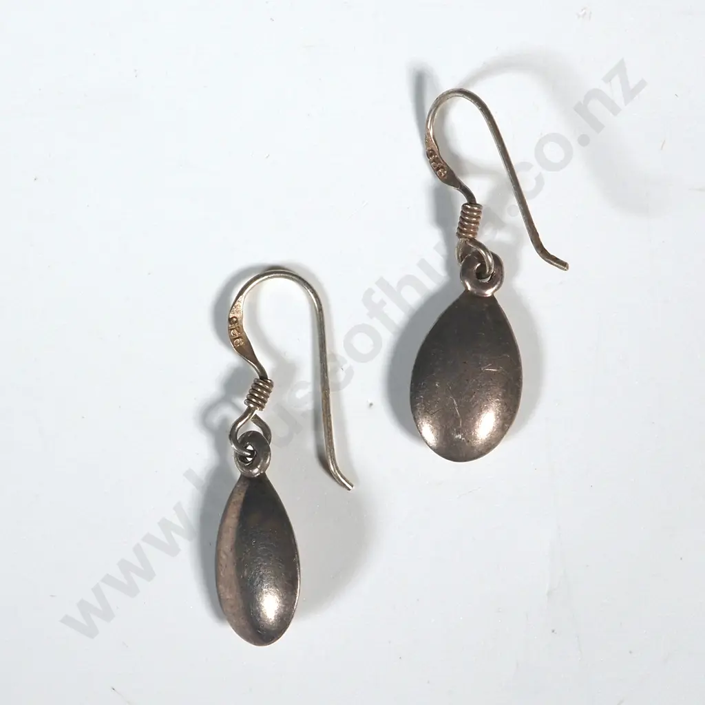 Pair Of Sterling Silver Oval Drop Earrings Image 1++