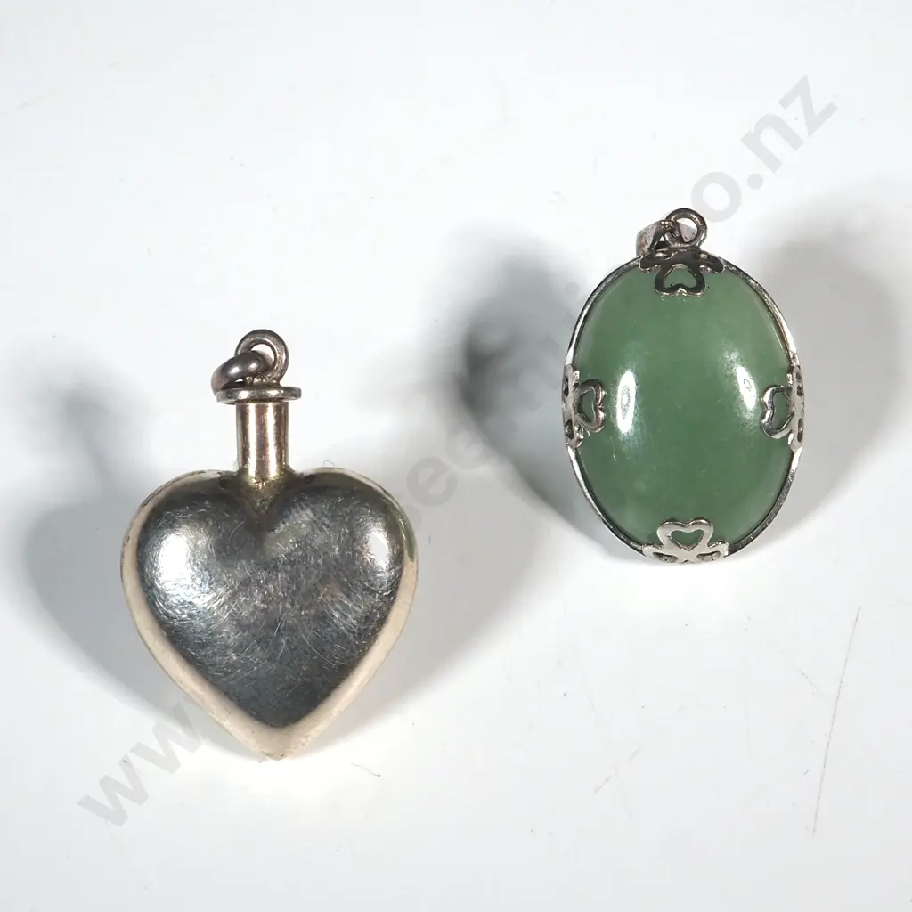 Two Sterling Silver Pendants - Heart & Green Stone. Image 1++