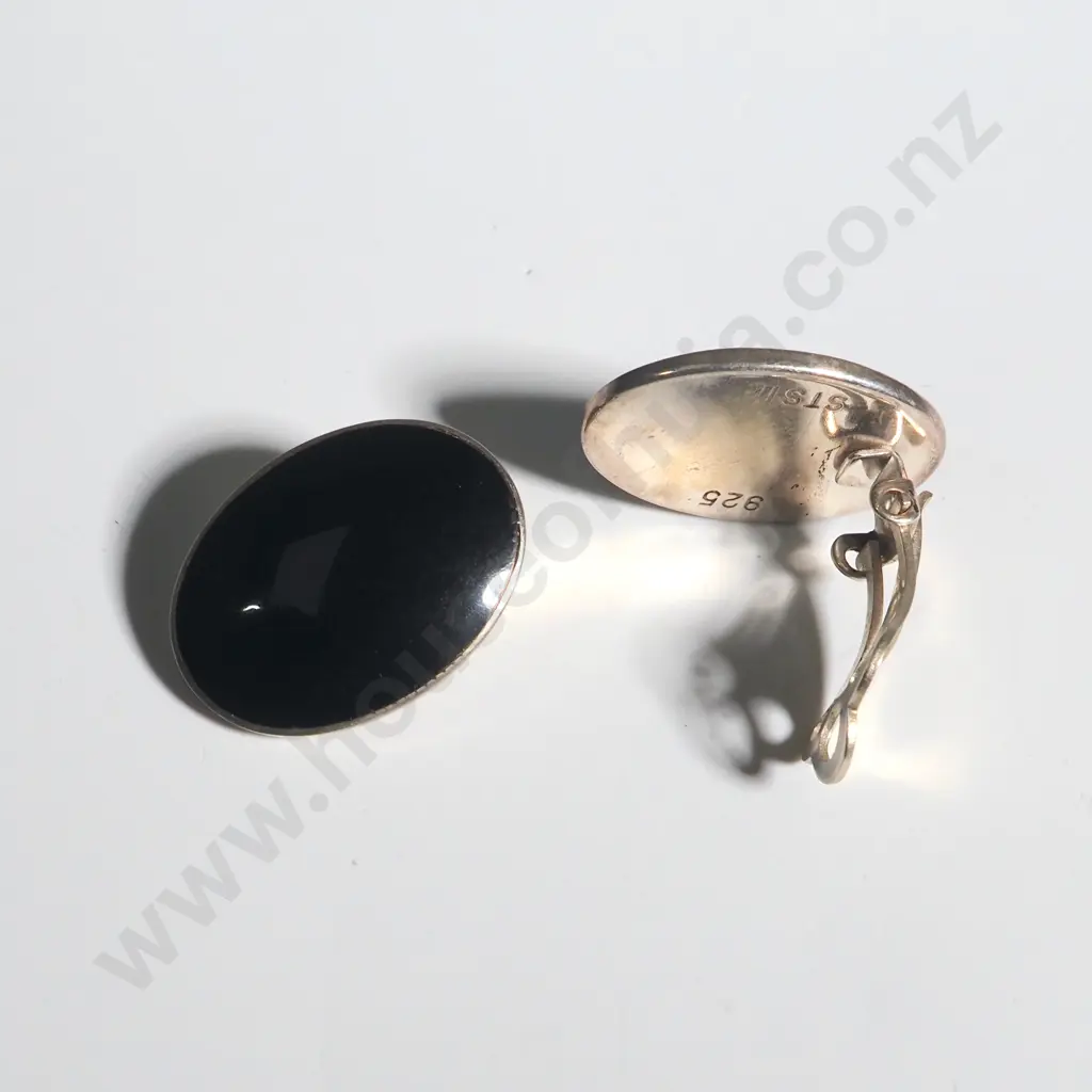Pair Of  Onyx & Sterling Silver Oval Clip On Earrings Image 1++