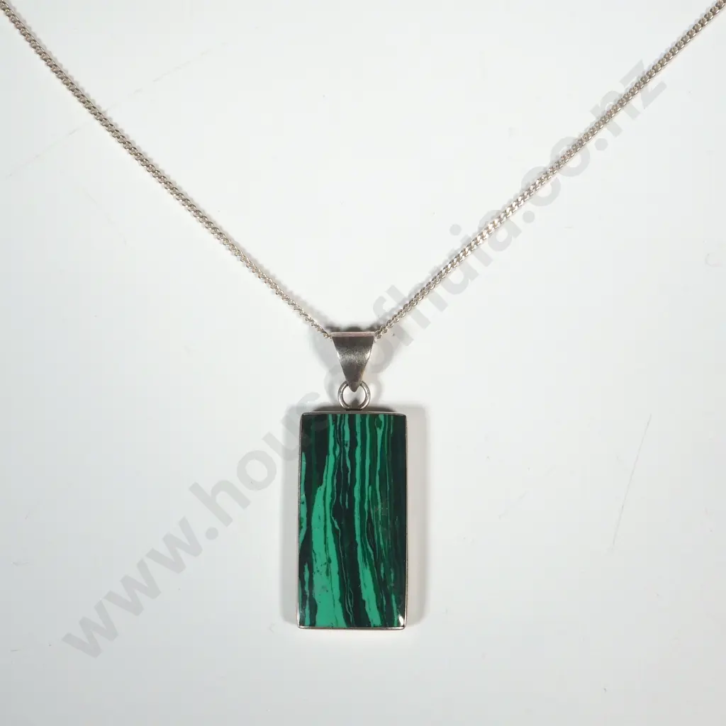 Sterling Silver & Malacite Coloured Pendant On Chain Image 1++