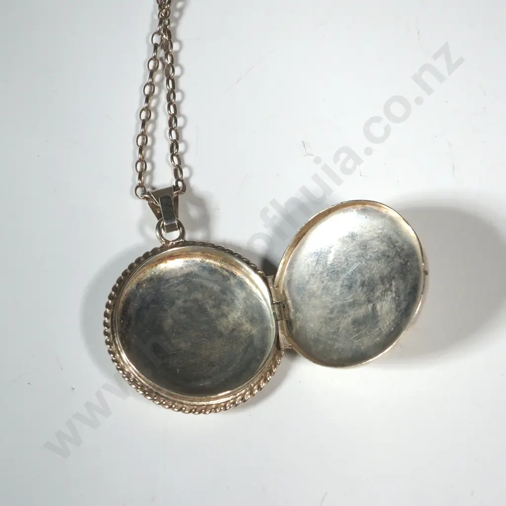 Sterling Silver Circular Engraved Locket On Chain Image 1++