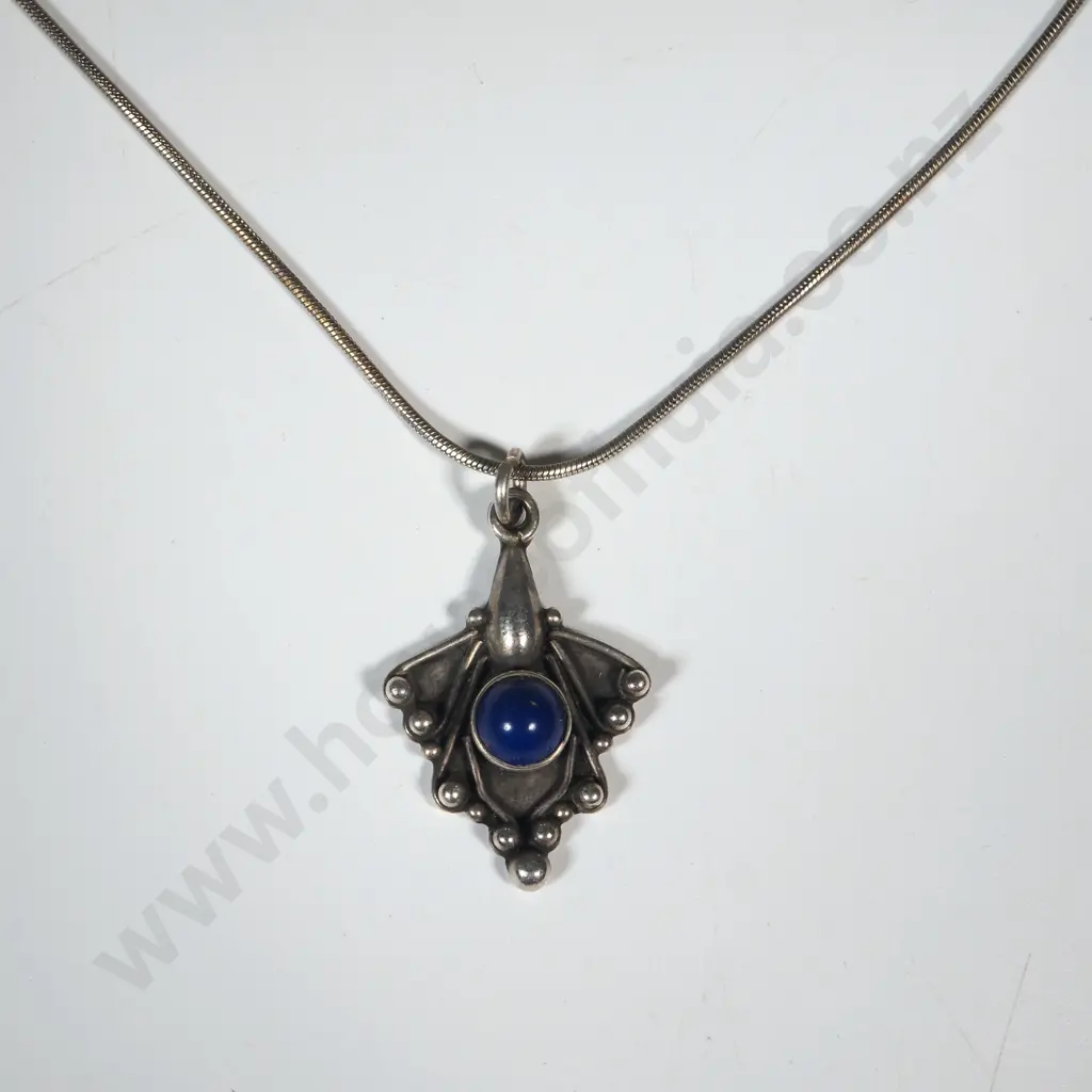 Vintage Sterling Sterling Necklace  With Central Lapis  Lazuli Stone On Snake Chain Image 1++