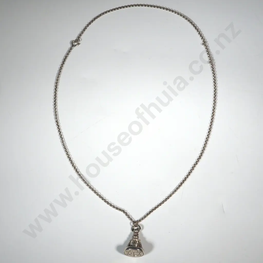 Sterling Silver Cable Link Chain & Seal Pendant Image 1++