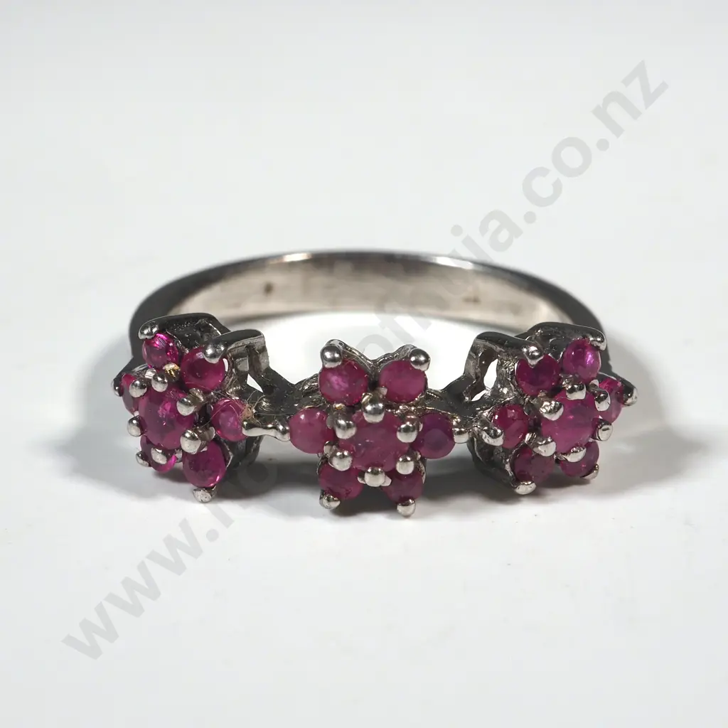 Sterling Silver & Red Gemstone Ring  Image 1++