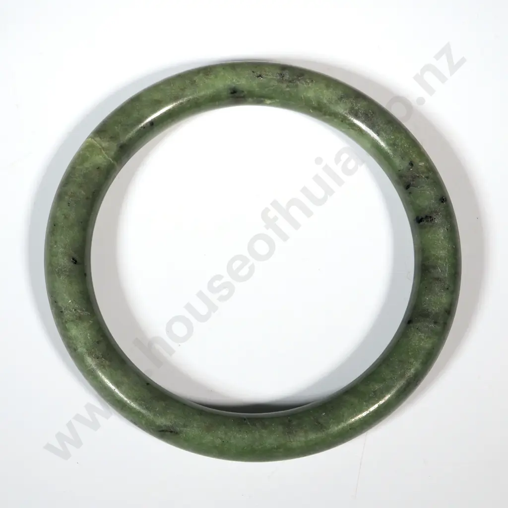 Greenstone Bangle. Image 1++