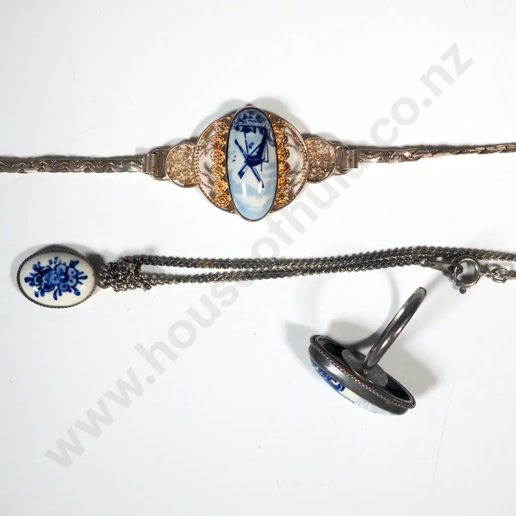 Souvenir Sterling Silver Bracelet Set with A Delft Porcelain Plaque, Delft Ring & A Small Oval Delft Pendant On Chain  Image 1++