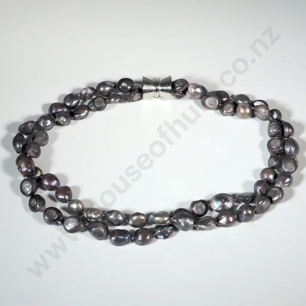 Substantial Black Pearl Necklace Image 1++