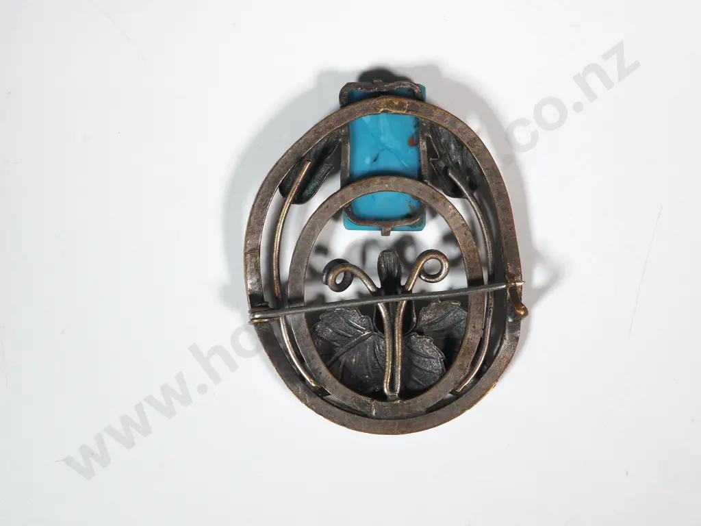 Decorative Costume Brooch Image 1++