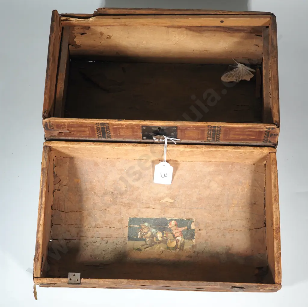 Small Wood Bound Dome Top Chest with Metal Lock & Hinges. A/F Possibly A Doll's Steamer Trunk Image 1++