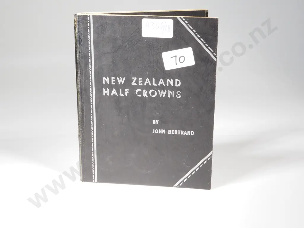 Bertrand New Zealand Half Crowns Album - Complete Except 1940  Image 1++