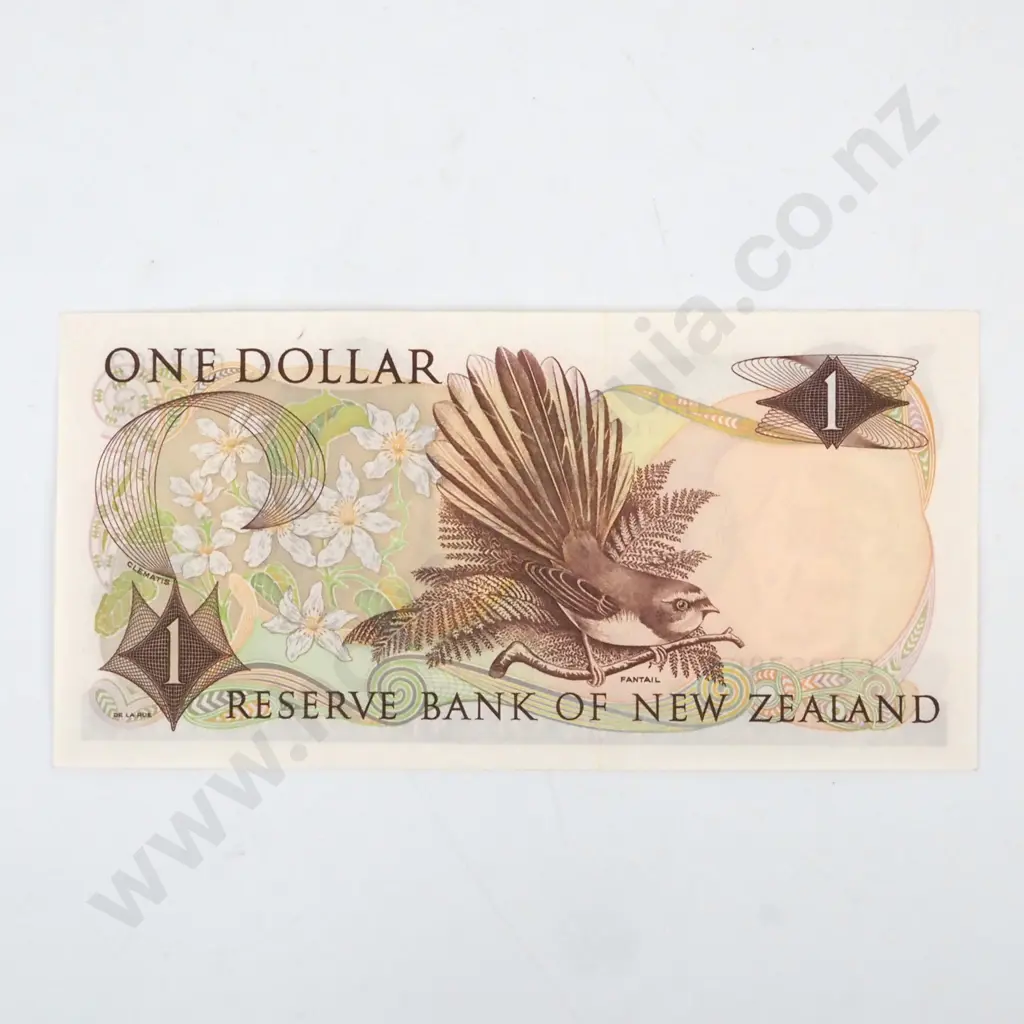 New Zealand One Dollar Wilks Banknote - AUNC Image 1++