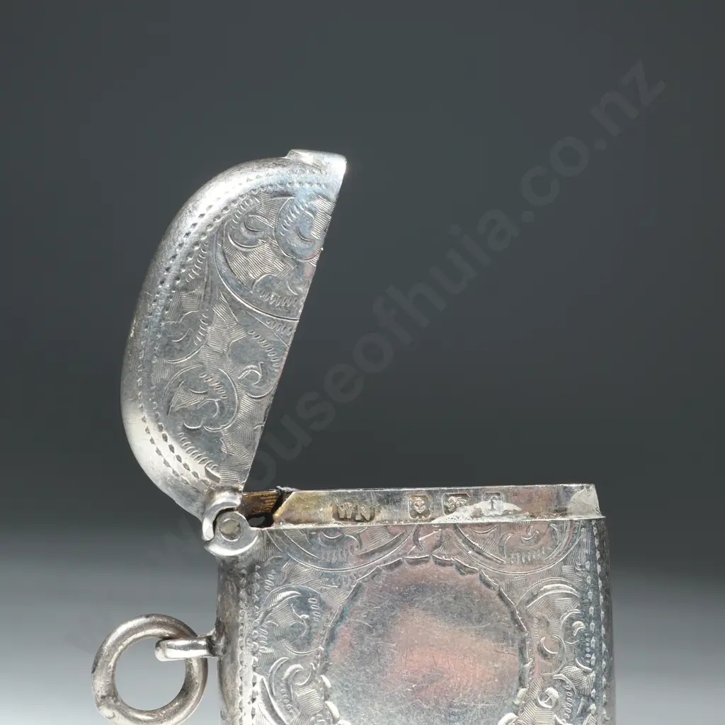 Decorative Engraved Sterling Silver Vesta w English Hallmarks Image 1++