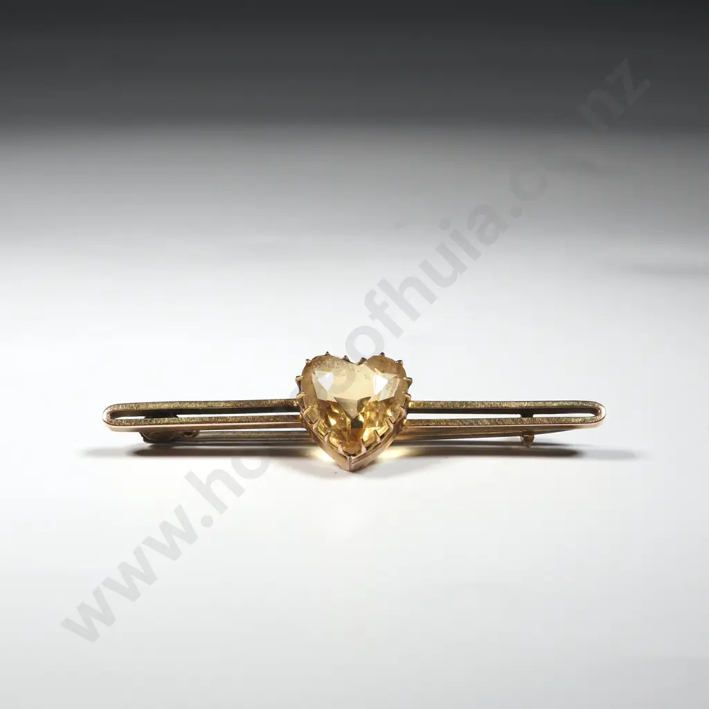Antique 9ct Gold Citrine Brooch in Period Case Image 1++