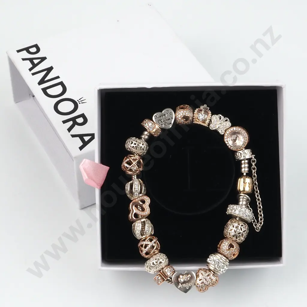 Pandora Charm Bracelet w 14ct Gold Clasp w 20 Charms Image 1++