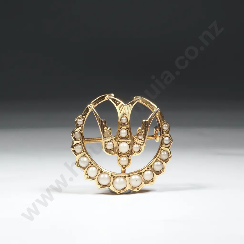 Antique 9ct Gold Swallow Brooch w Seedpearls Image 1++