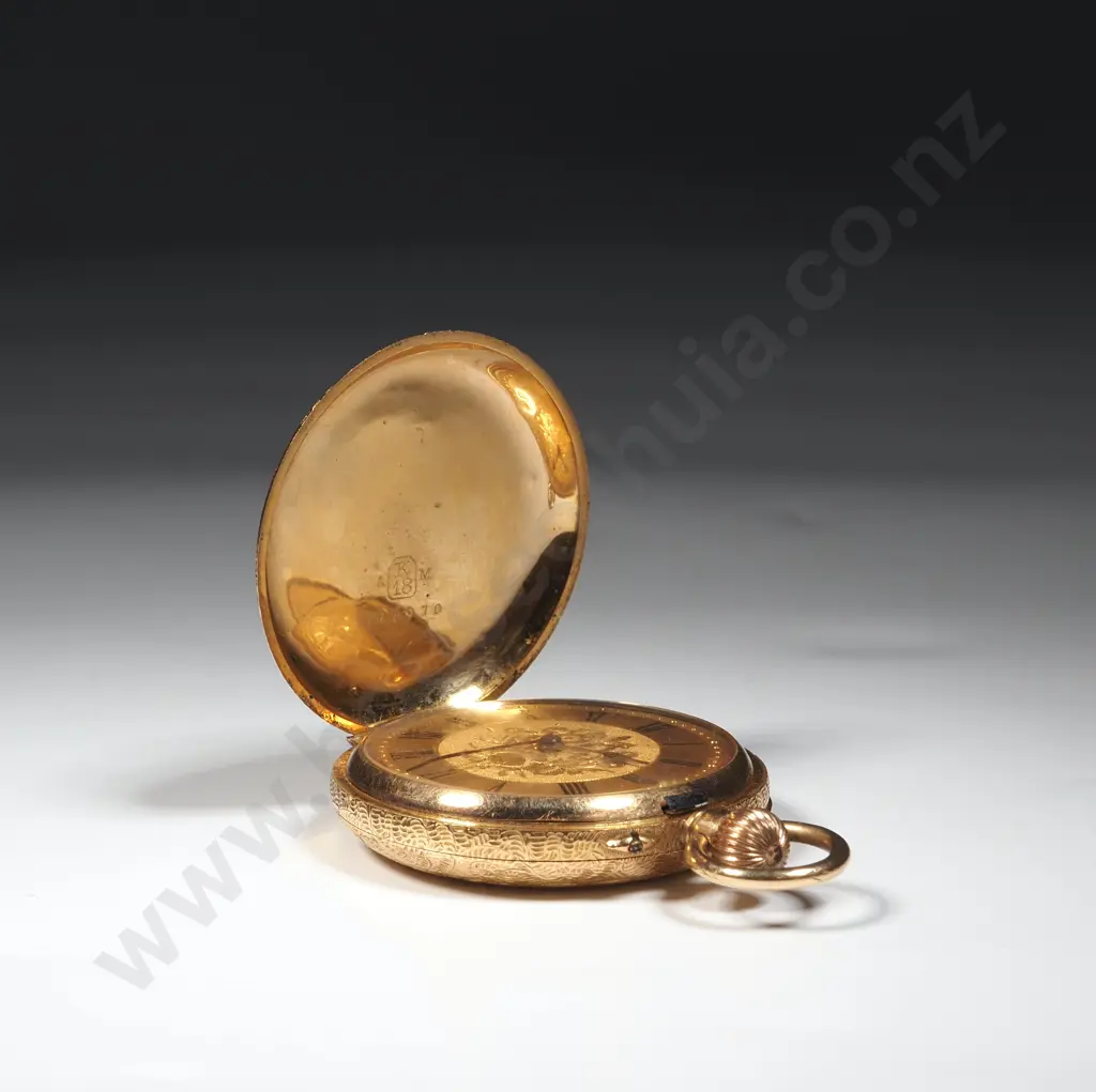 Ornate 18ct Gold Pocket Watch Image 1++