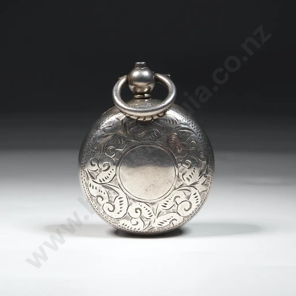 Sterling Silver Sovereign Case With Allover Scroll Decoration Image 1++