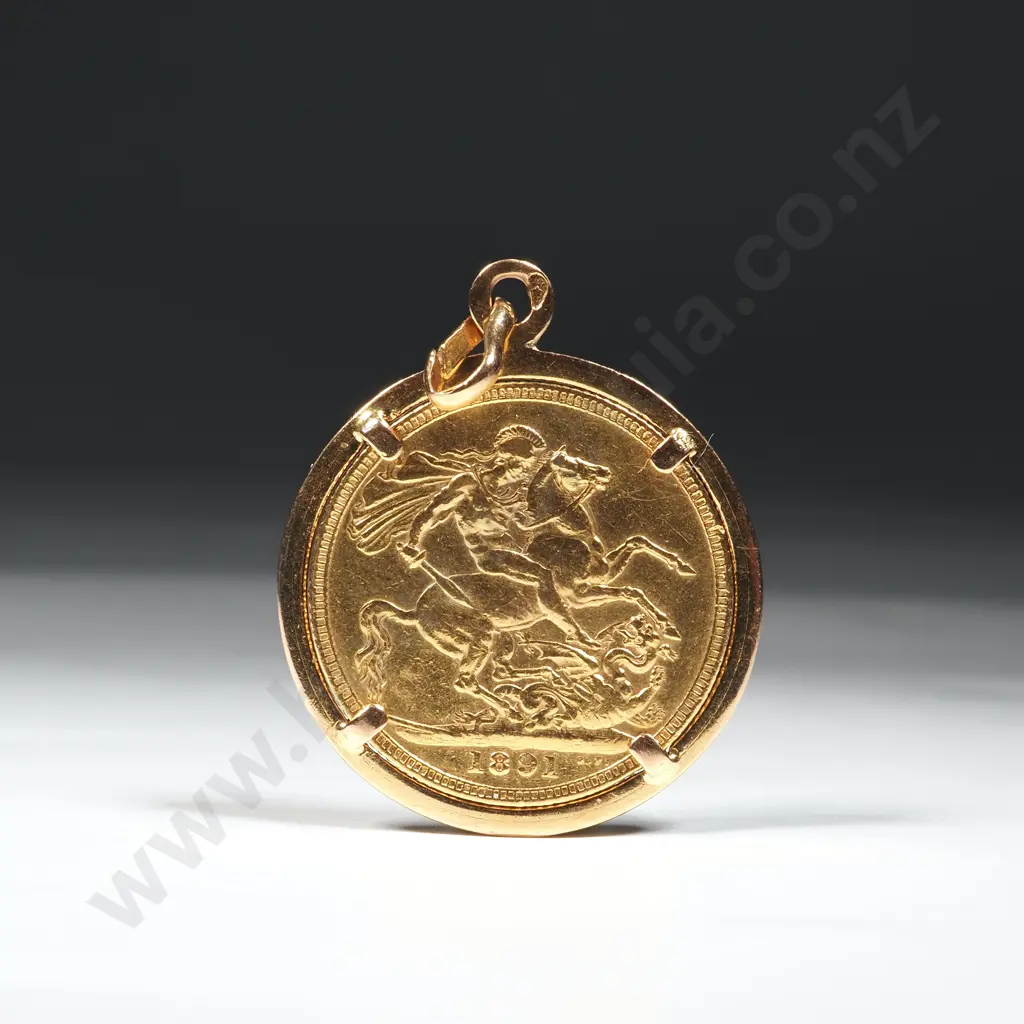 1891 Full Sovereign Pendant in 18ct Gold Mount Image 1++