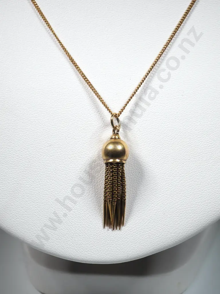 9ct Gold Victorian Tassle on 9ct Chain Image 1++