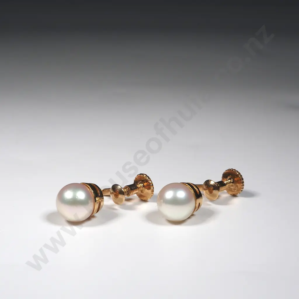 14ct Gold & Pearl Screw on Earrings Image 1++