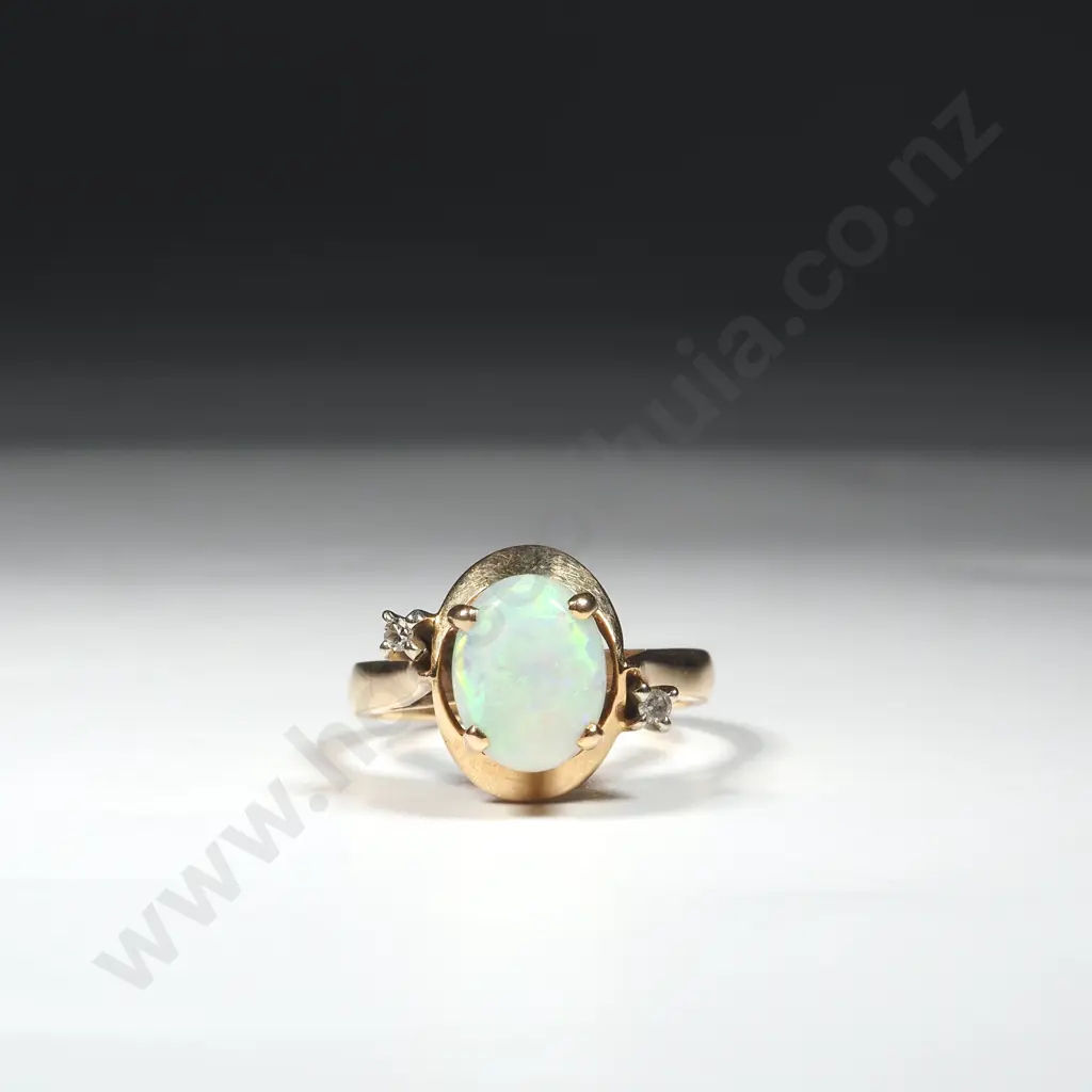 Modern 14ct gold Opal & Diamond Ring Image 1++