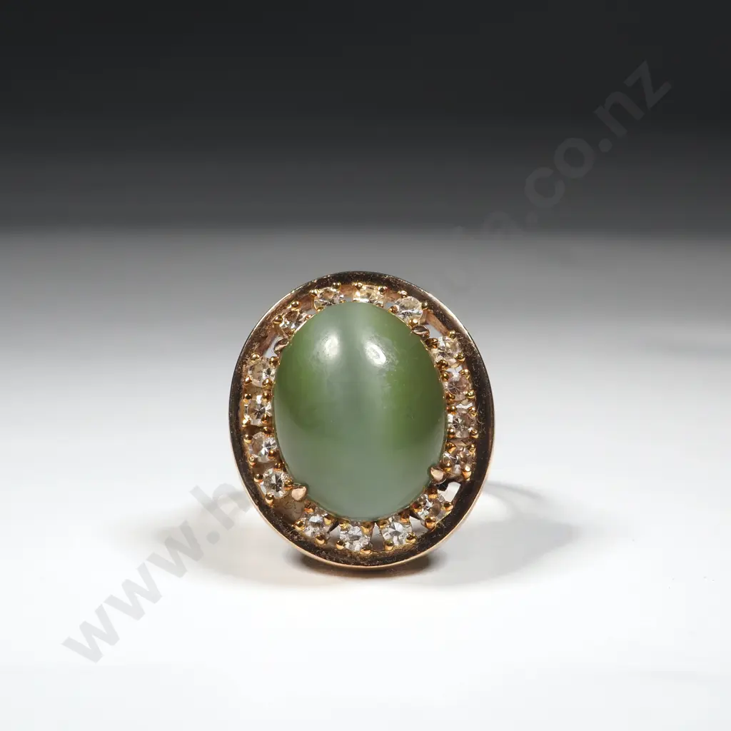 18ct Gold 16 Diamond Cat's Eye Chrysoberyl Ring Image 1++