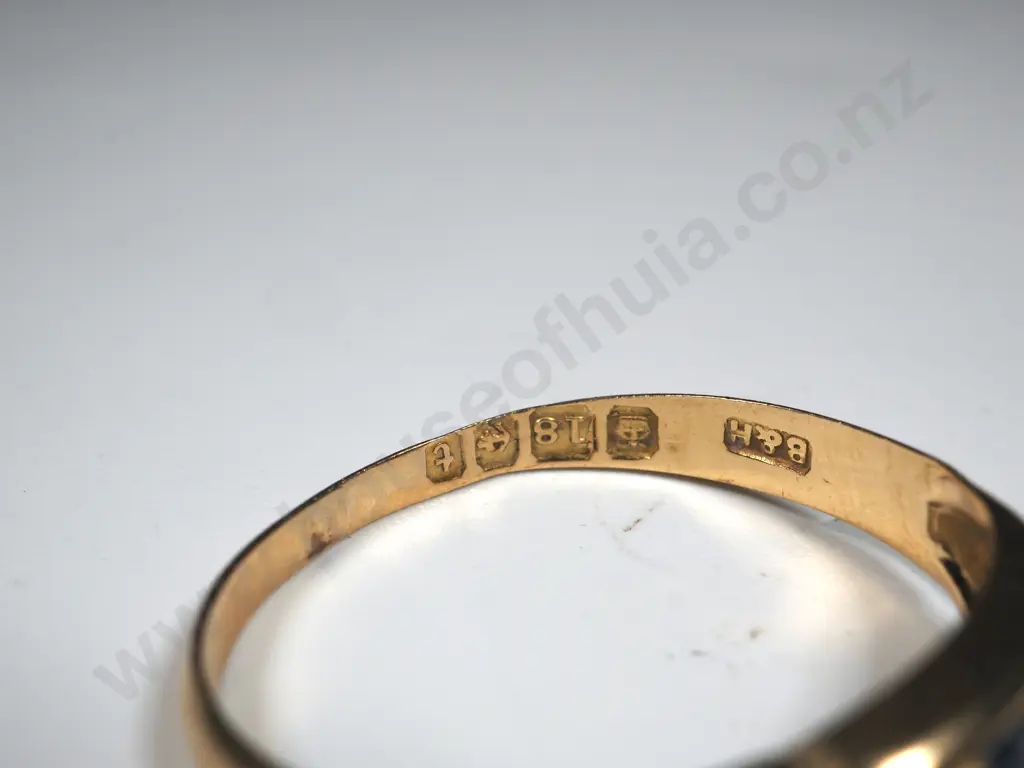 18ct Gold Diamond & Sapphire Ring w English Hallmarks Image 1++