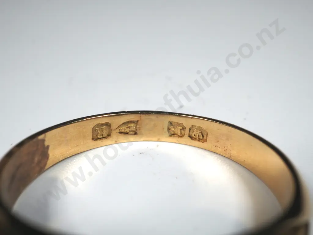 18ct Gold Sapphire & Diamond Ring w Crisp English Hallmarks Image 1++