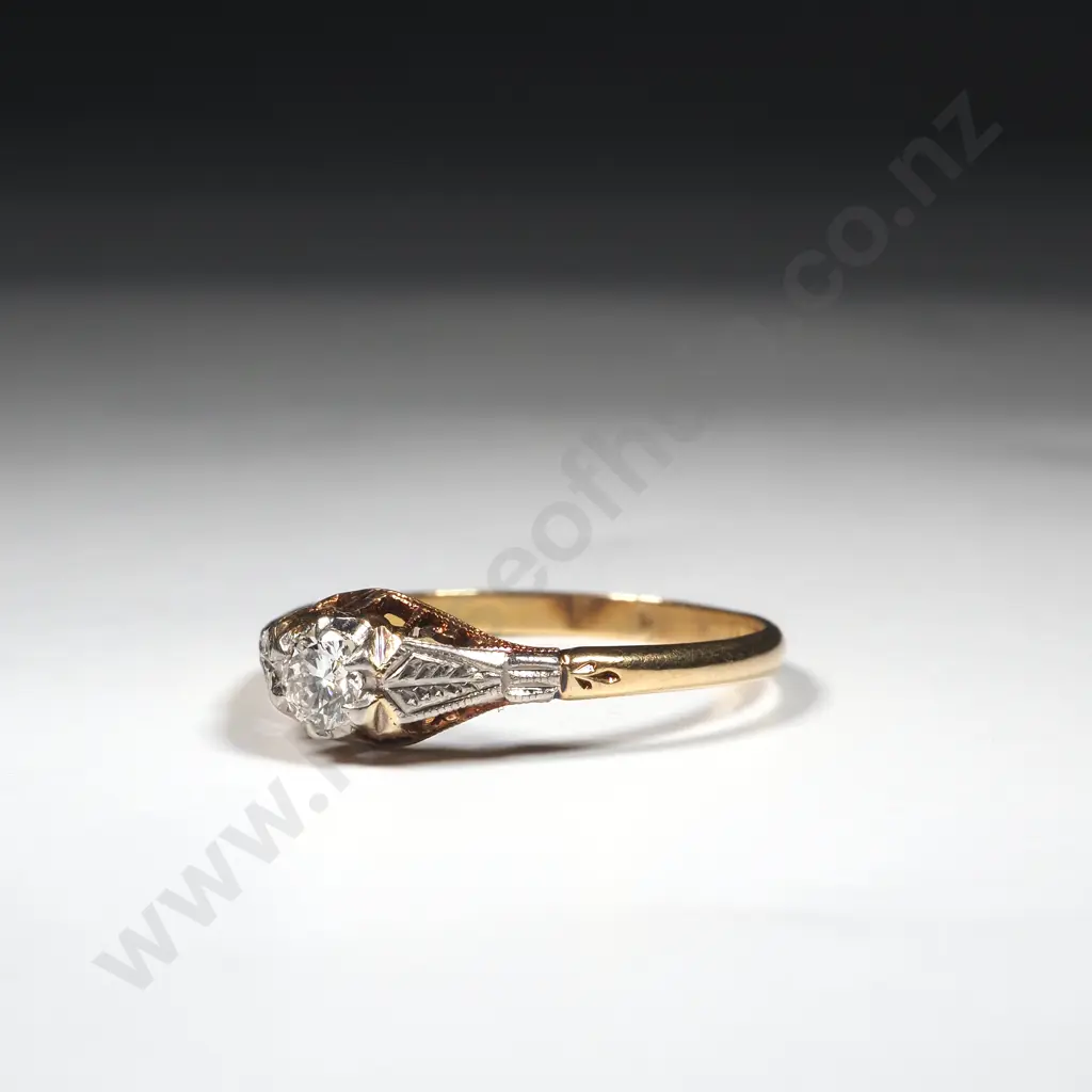 18ct Gold Diamond Solitaire Ring Valued at $2,600.00 Image 1++
