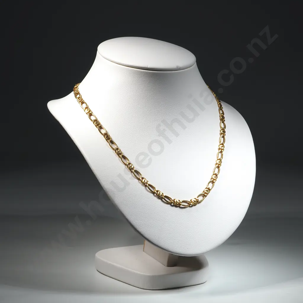 18ct Gold Figaro Link Necklace Image 1++