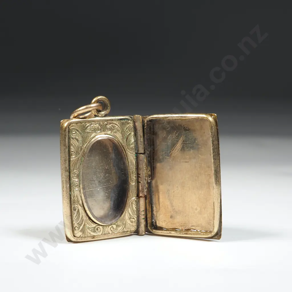 Antique 9ct Gold Book Pendant Locket - Opening Image 1++