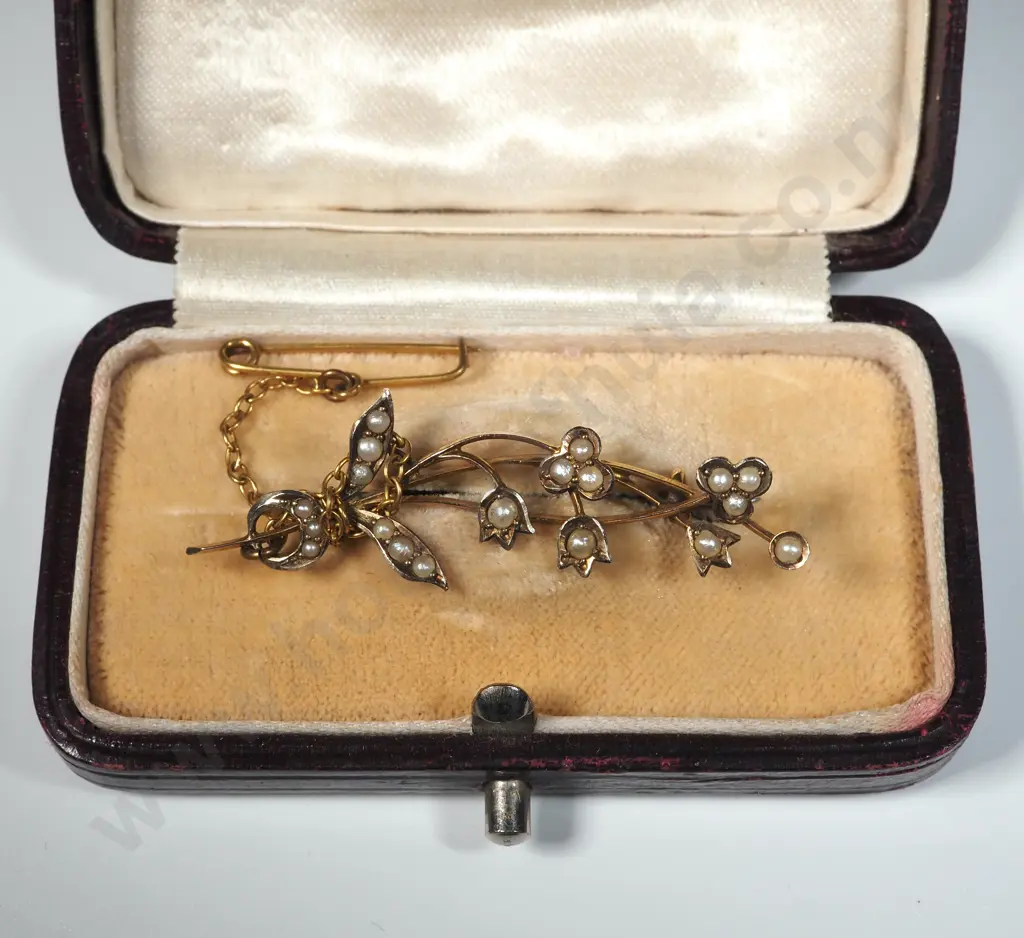 Antique 9ct Gold Lily of the Valley Brooch w Seedpearls in Period Case Image 1++