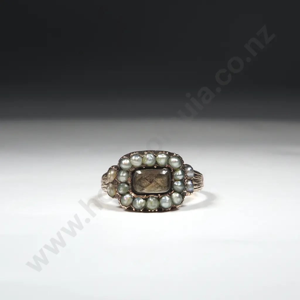 Decorative Antique Seedpearl Mourning Ring in 9ct Gold Image 1++