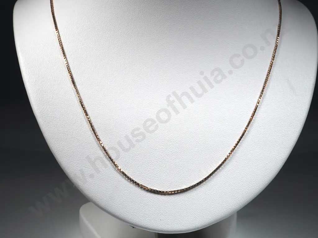 9ct Gold Box Link Chain Image 1++