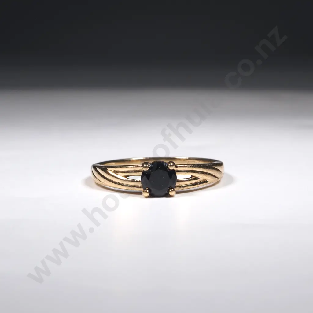 9ct Gold Sapphire Ring Image 1++