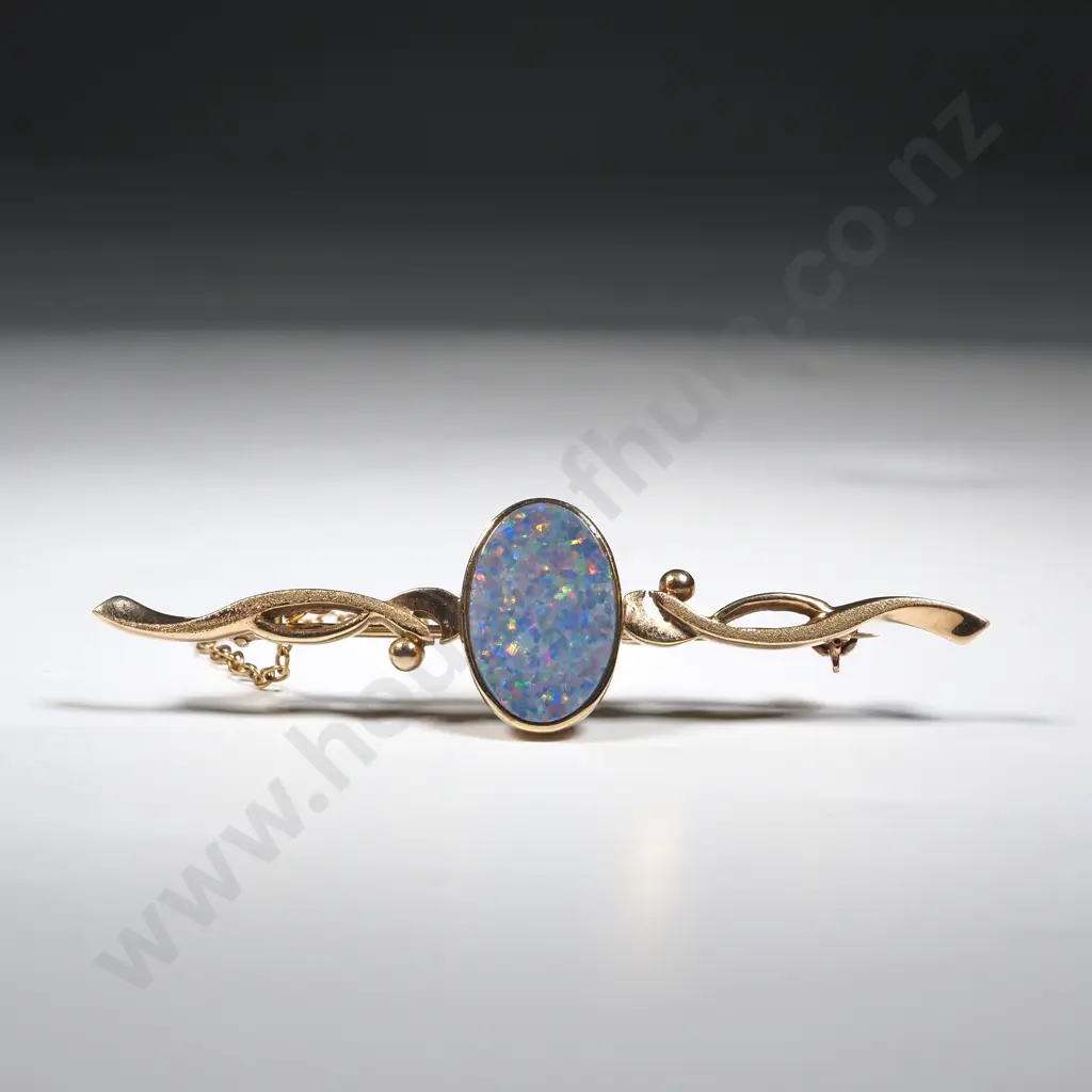 Stunning 9ct Gold Opal Doublet Brooch Image 1++