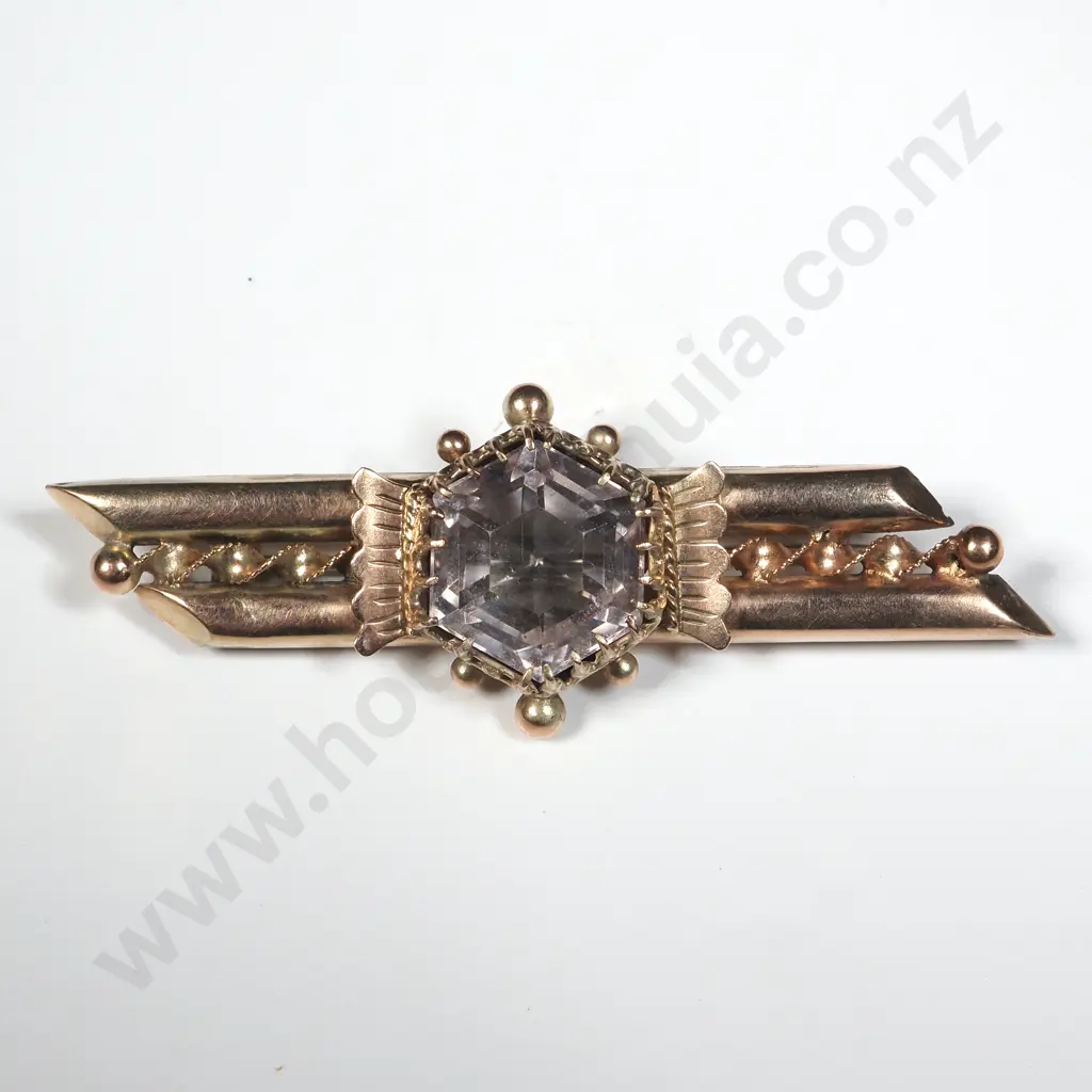 9ct Gold Amethyst Brooch w English Hallmarks Image 1++